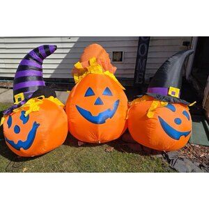 Goosh 6.5 ft 3 Halloween Pumpkins (retired)